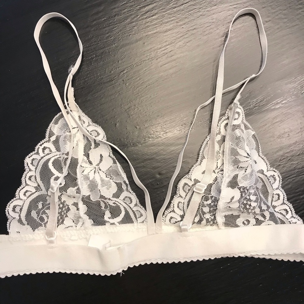 White lace bralette